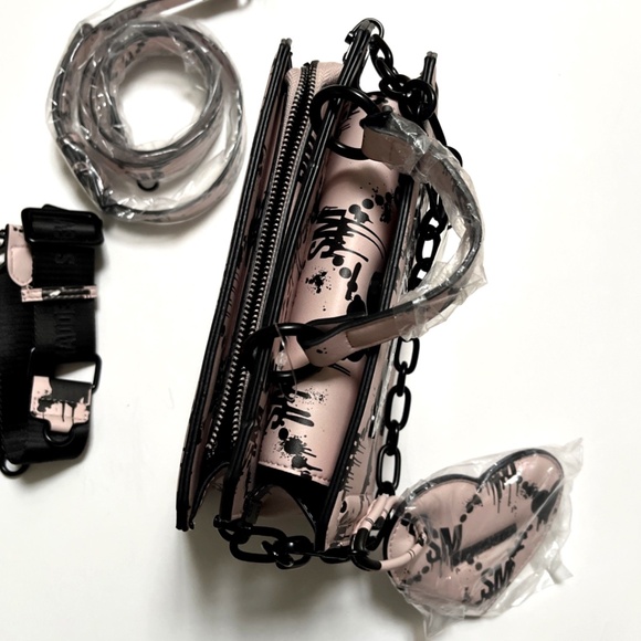 NWT STEVE MADDEN Graffiti Heart Satchel Crossbody + Pouch – Dual Compartment - Picture 8 of 10